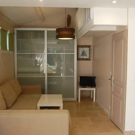 Nyaraló Petite Maison A Juan Les Pins
